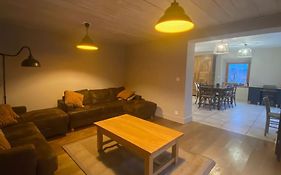 Logement Dans Maison + Exterieur